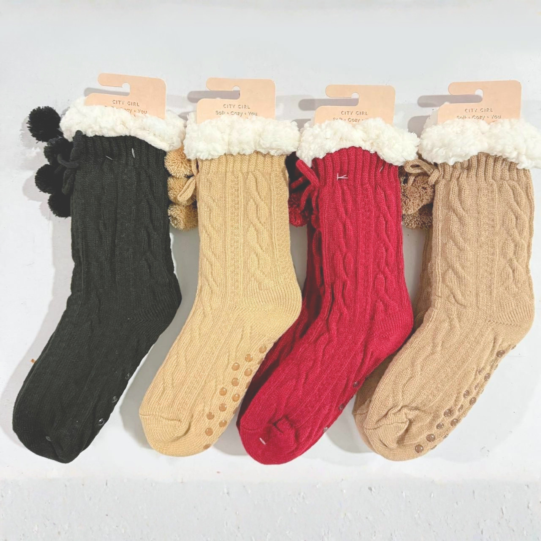 PANTUMEDIAS CON POMPONES DE CORDERITO, PAQUETE X12 PARES CITY GIRL WZ-25121*132